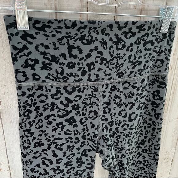 Athleta Leopard Elation Ultra High Rise Tight,Anthracite Grey S #501019 - Picture 4 of 11